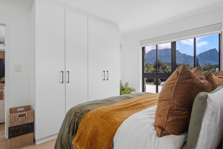 2 Bedroom Property for Sale in Wynberg Upper Western Cape